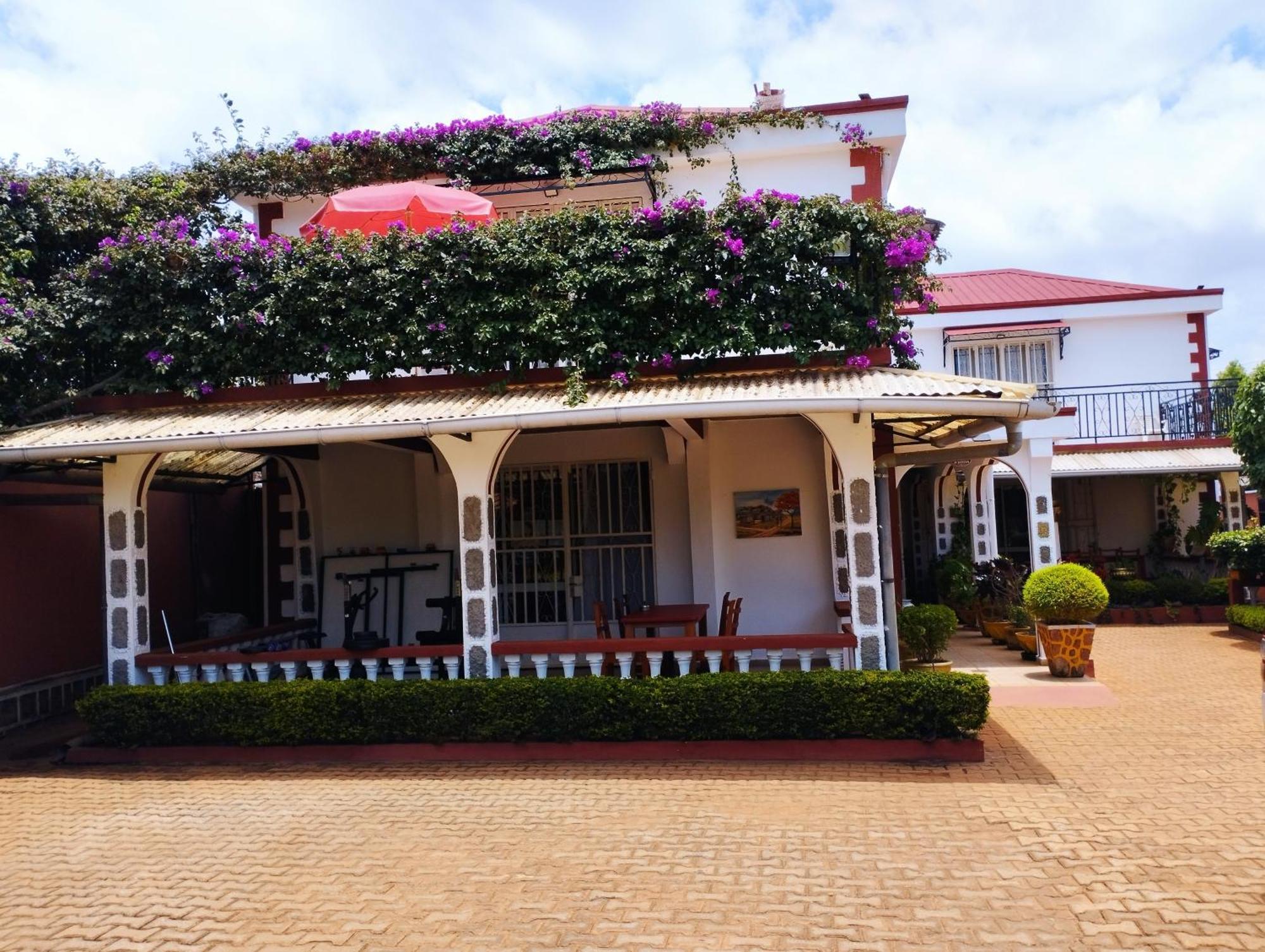 Petite Flower Guest House Talata-maty Exterior foto